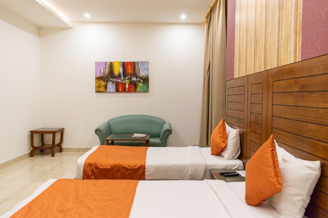 Grand Hotel Nawanshahr Nawashahr Bagian luar foto