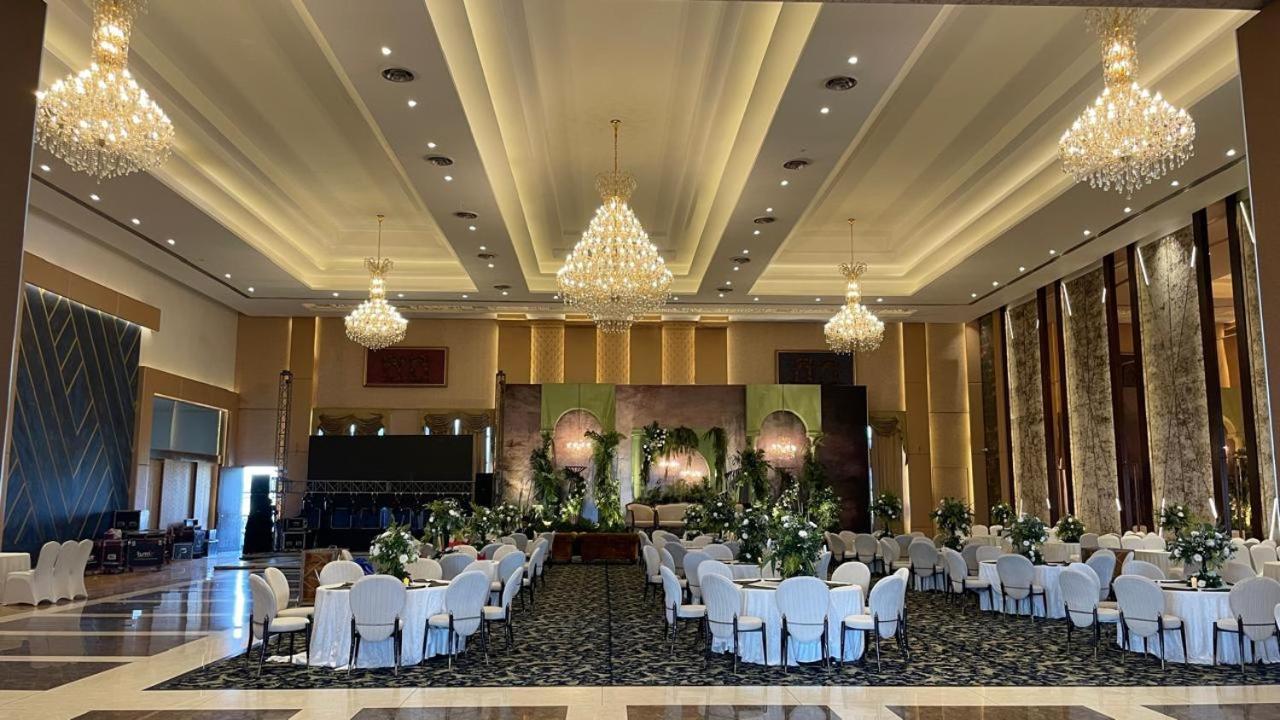 Grand Hotel Nawanshahr Nawashahr Bagian luar foto