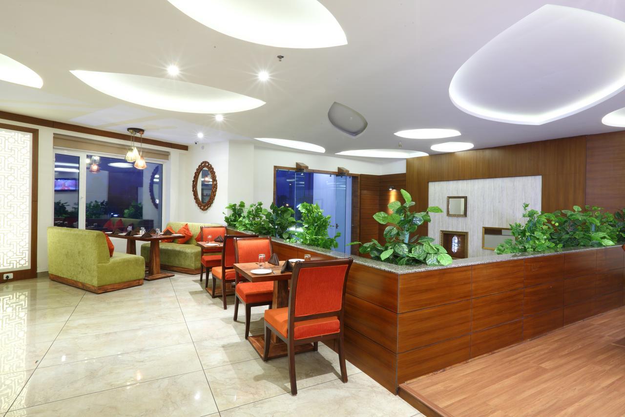 Grand Hotel Nawanshahr Nawashahr Bagian luar foto