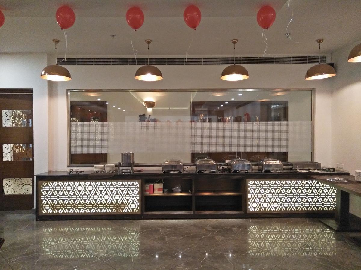 Grand Hotel Nawanshahr Nawashahr Bagian luar foto