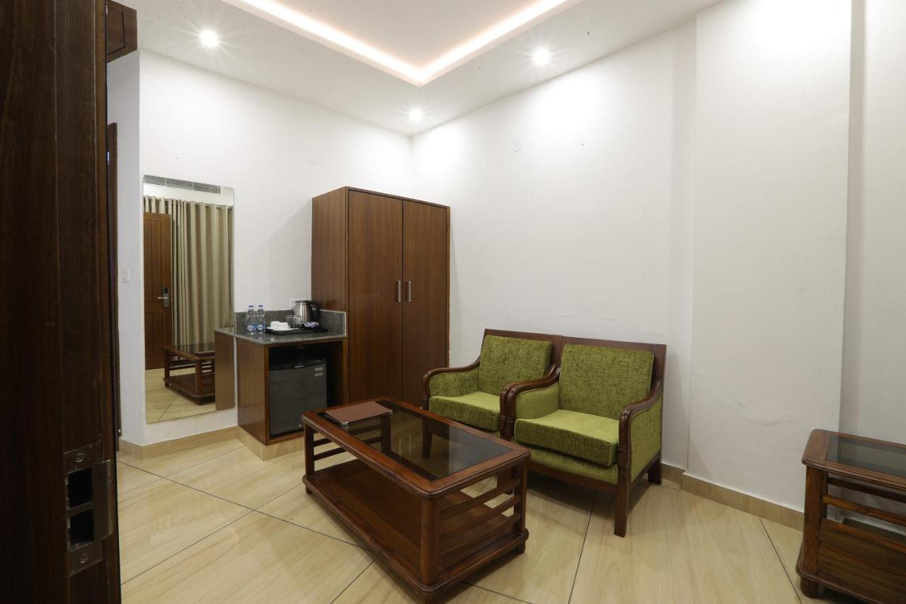 Grand Hotel Nawanshahr Nawashahr Bagian luar foto