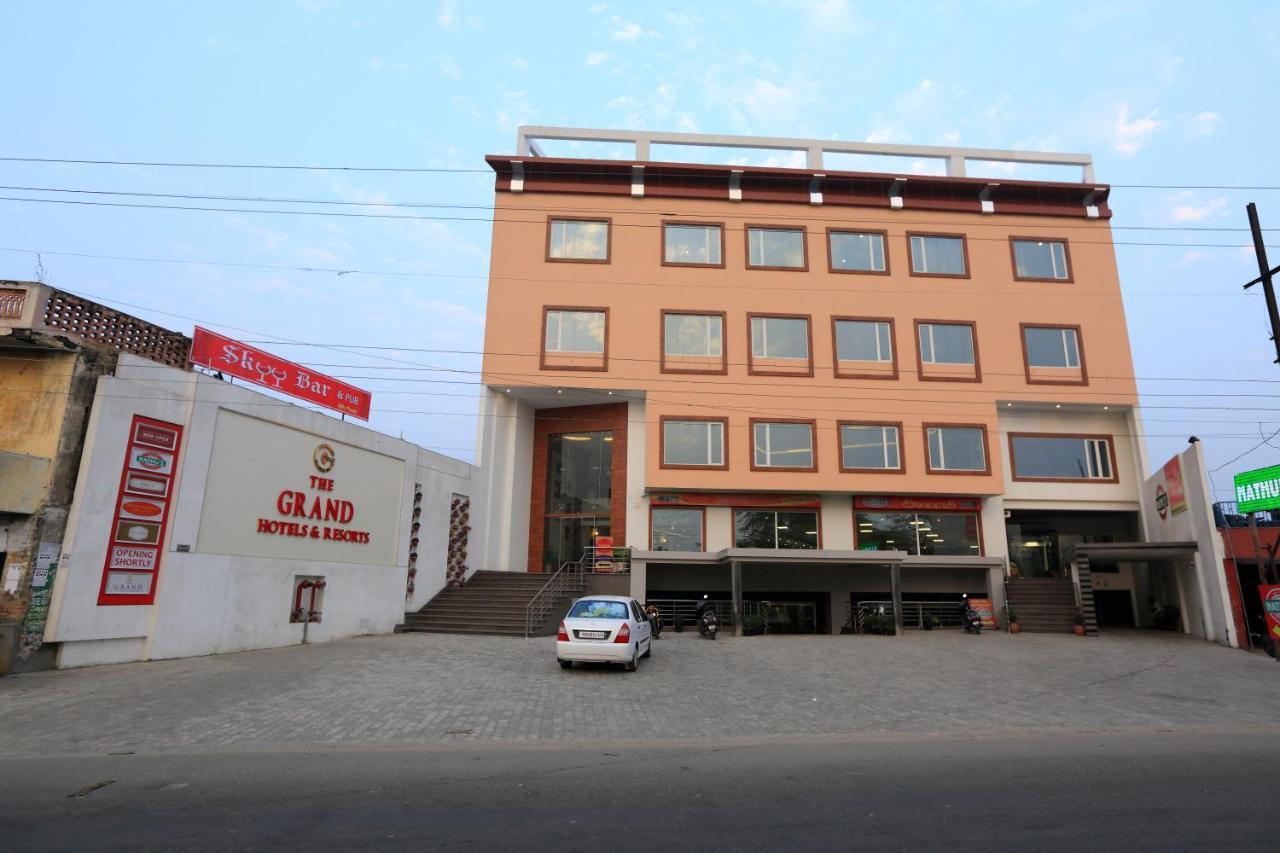 Grand Hotel Nawanshahr Nawashahr Bagian luar foto