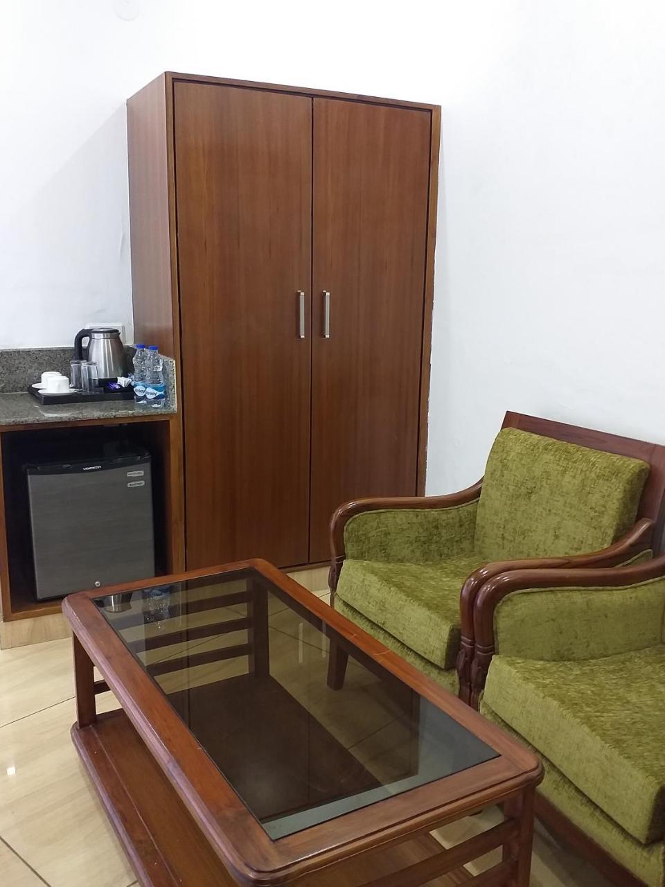 Grand Hotel Nawanshahr Nawashahr Bagian luar foto
